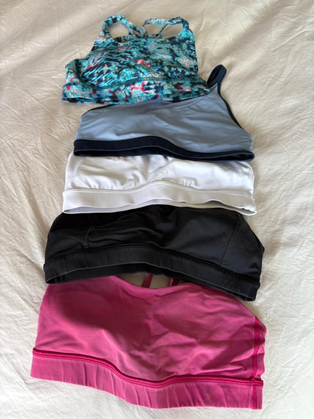 Lulu bundle! 5x Energy sports bras - Turquoise Pattern, Blue, White, Black, Pink
